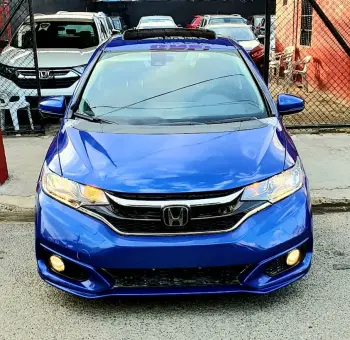 Honda fit 2018 ex full