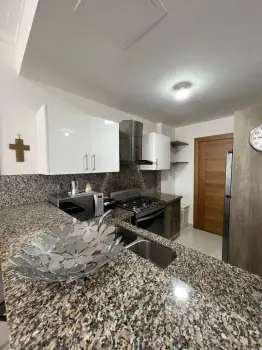 Alquilo en evaristo morales 100 amueblado de 1 habitación