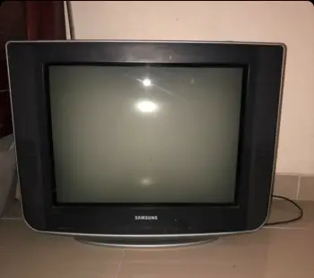 Tv pantalla plana samsung en la romana