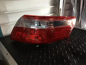 Farol camry 2007-2011