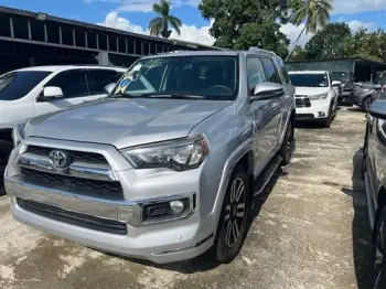 Toyota 4 runner limited 2016 en duarte