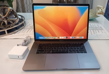 Macbook pro 2018 i7 16 ram 512 ssd como nueva