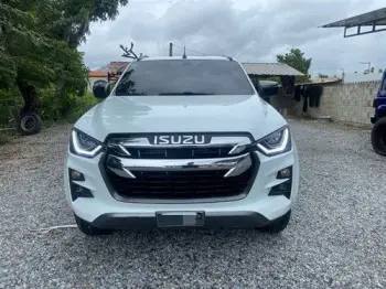 Isuzu dmax lse 2022 en duarte