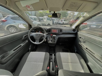 Daihatsu hijet minivan 2019 minivan