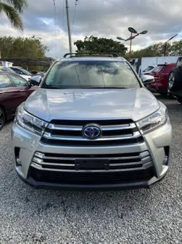 Toyota highlander hybrid platinum 4x4 2017 en duarte