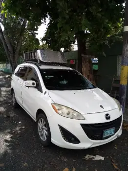 Minivan mazda 5 2015