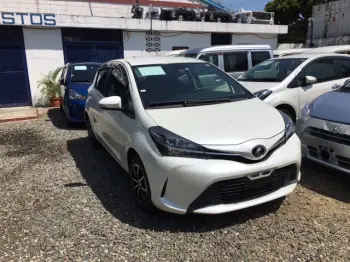 Toyota vitz 2017