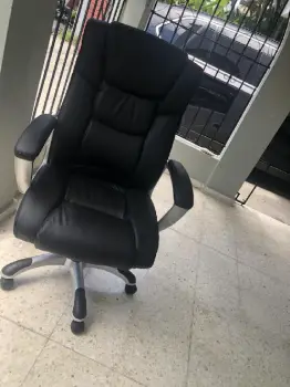 Sillón ejecutivo negro