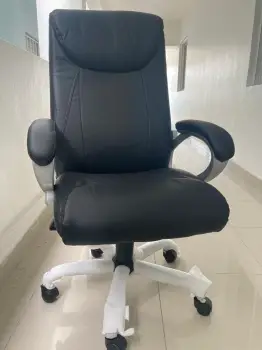 Sillón ejecutivo negro