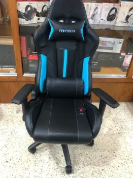 Silla gaming reclínable