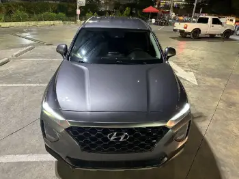 Hyundai santa fe se 2019