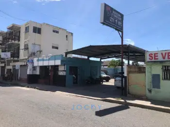 Jochy real estate vende local comercial en la romana r.d