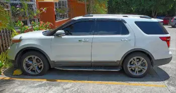 Vendo ford explorer limited 2014 en santo domingo dn