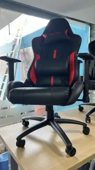 Silla gaming reclínable