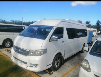 Alquiler renta minibus minivan rent a car garbadiautord