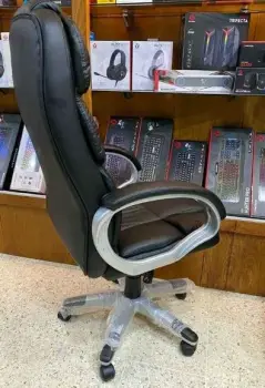 Silla gaming reclínable