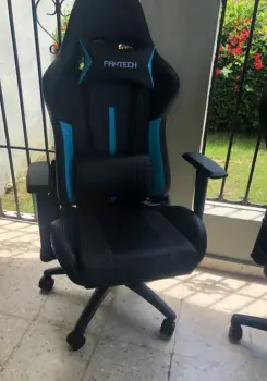 Silla gaming reclínable