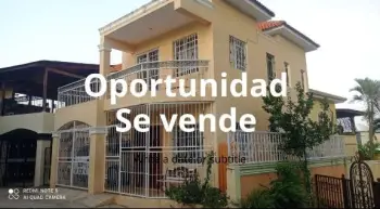 Casa en residencial cerrado dentro de la urb la estancia