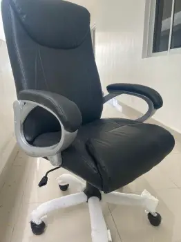 Sillón ejecutivo negro
