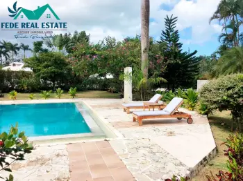 Villa en residencial las terrenas provincia de samana