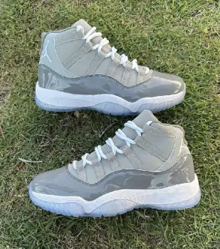 Tenis nike air jordan retro 11 cool grey 2k24