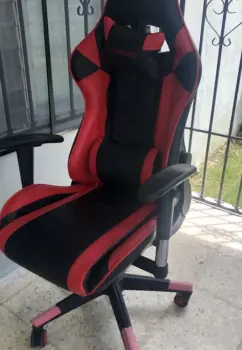 Silla gaming reclínable