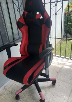 Silla gaming reclínable