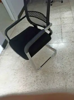 Silla  de espera negra