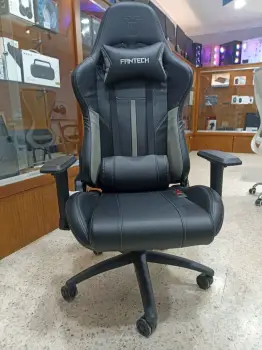 Silla gaming reclínable