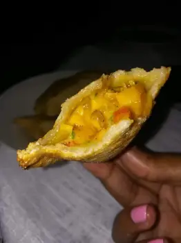 Empanadas de yuca. catibías. sazón de mami