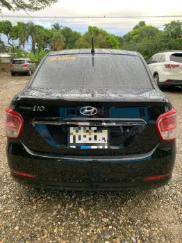 Hyundai grand i10 2015 en puerto plata