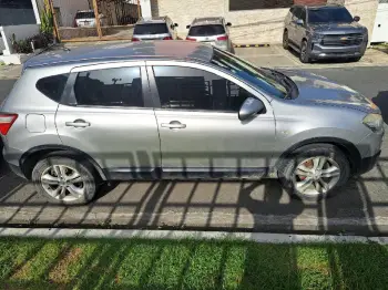 Se vende nissan qashqai 2011 plateado