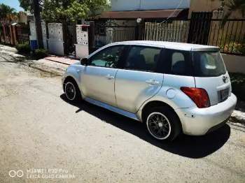 Toyota scion ax 2004 hatchback para rapido motivo de viaje