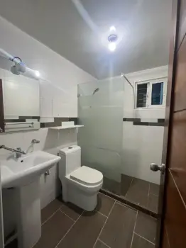 Apartamento en venta en los prados de 3 hab 2.5 baÑos 2 p