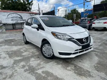 Nissan versa note 2018