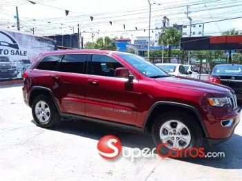 Jeep grand cherokee laredo 2017