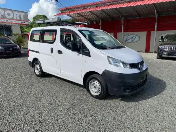 Nissan nv 200 japones en hato mayor