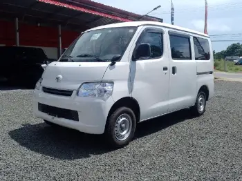 Toyota lite - ace en hato mayor