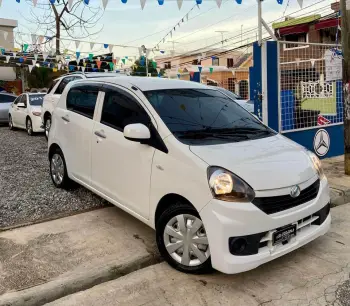 Daihatsu mira 2017 super económico automático