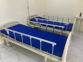 Cama de posición hospitalaria