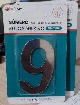 Números metálicos autoadhesivos