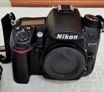 Nikon d-7000