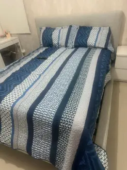 Cama con cabezal tipo queen con colchÓn pilow top