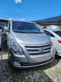 Hyundai h1 grandstarex 2017