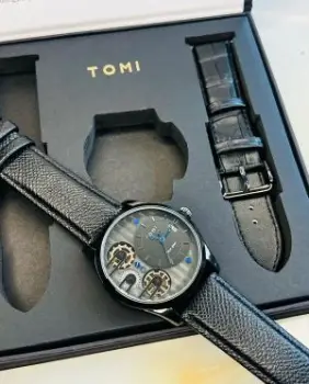 Reloj tomi