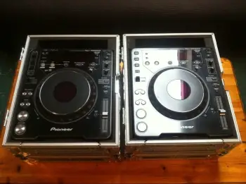 Cdj mk3 1000 pioneer buenas condiciones case negociables