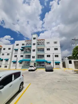 Apartamento 1er nivel 87mts con extrator y calentador