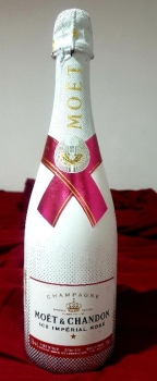 Moet chandon champagne