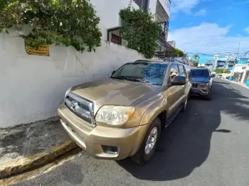 Toyota 4 runner sr5 2007