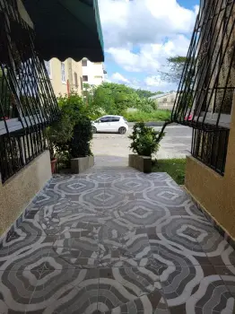 Vendo apartamento 1er. nivel 3 hab 2 baÑos parq...3.4 mm